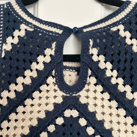 Navy and Cream Chevron Crochet Crop Top - Picture 6 of 6